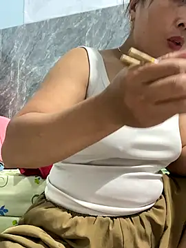 Linaannn online show from October 29, 2025, 10:58 am