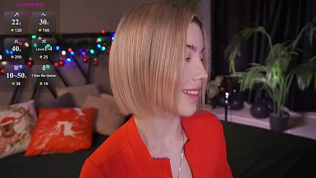 Snapshot of LindaThacker chatting on January 13, 2026, 4:38 am LindaThacker online show from January 13, 2026, 4:38 am