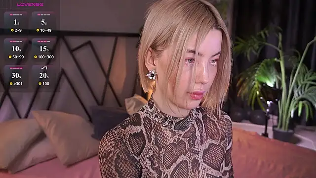 Snapshot of LindaThacker chatting on March 2, 2026, 5:08 am LindaThacker online show from March 2, 2026, 5:08 am