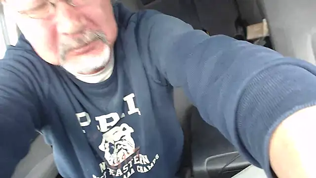 kumao2 online show from January 15, 2025, 3:43 am