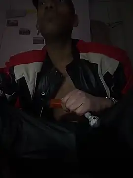 esteraulxxx online show from February 13, 2026, 2:44 am