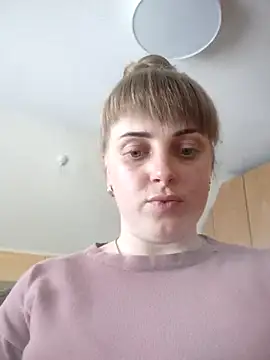 CoddessCrystal online show from May 9, 2026, 1:25 pm