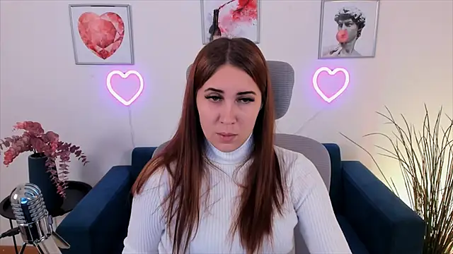 NellieMccaffrey online show from January 12, 2025, 4:21 am