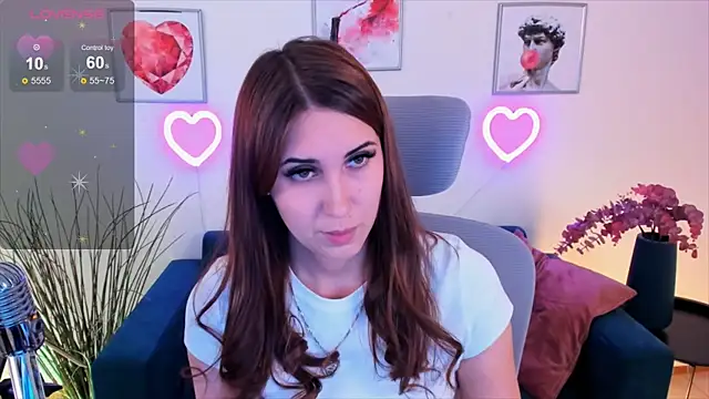 NellieMccaffrey online show from January 19, 2025, 10:39 am