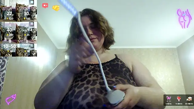 Snapshot of daisy_low chatting on January 24, 2025, 3:24 pm daisy low online show from January 24, 2025, 3:24 pm