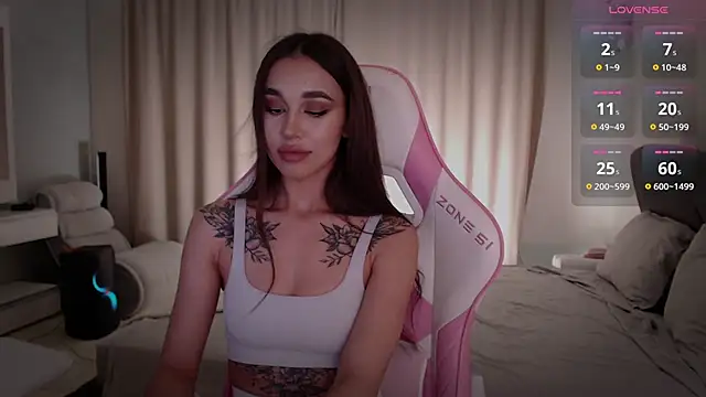 Snapshot of march_mellow chatting on January 12, 2025, 9:08 pm march mellow online show from January 12, 2025, 9:08 pm