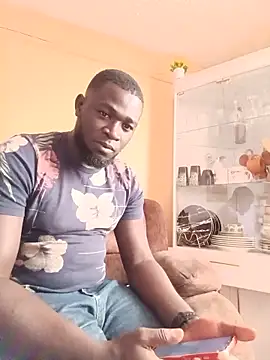 Snapshot of ClinDi chatting on May 16, 2026, 12:59 pm ClinDi online show from May 16, 2026, 12:59 pm