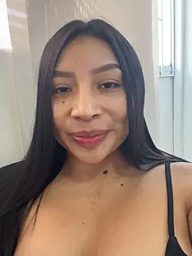 Snapshot of CarolineMaldonado chatting on September 27, 2025, 1:28 pm CarolineMaldonado online show from September 27, 2025, 1:28 pm