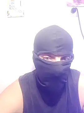 Nisreenn online show from October 22, 2025, 11:58 pm