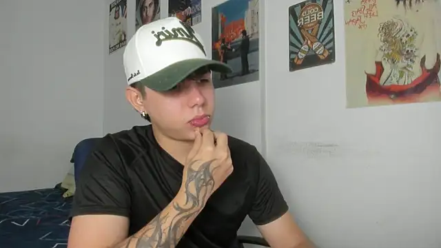 Snapshot of nathan_x1 chatting on November 13, 2025, 8:24 pm nathan x1 online show from November 13, 2025, 8:24 pm