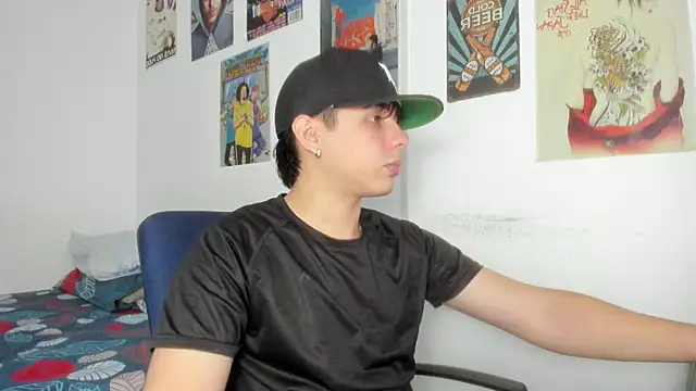 Snapshot of nathan_x1 chatting on November 19, 2025, 7:03 pm nathan x1 online show from November 19, 2025, 7:03 pm