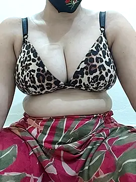 Snapshot of Prity-1 chatting on October 31, 2025, 1:08 pm Prity-1 online show from October 31, 2025, 1:08 pm