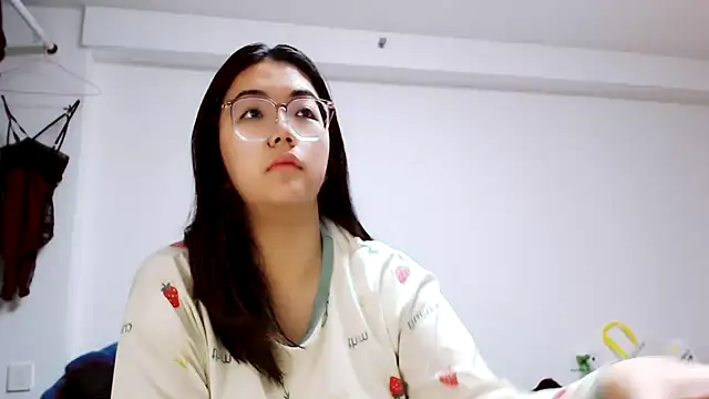 liu195874 online show from December 26, 2024, 3:31 pm