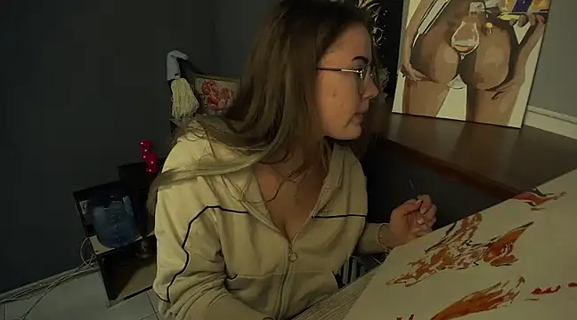 Snapshot of luxie_milady chatting on February 13, 2025, 5:01 pm luxie milady online show from February 13, 2025, 5:01 pm