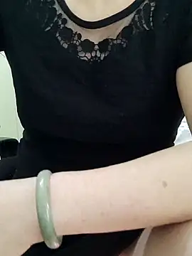 Snapshot of Hangem111 chatting on April 12, 2026, 8:06 am Hangem111 online show from April 12, 2026, 8:06 am