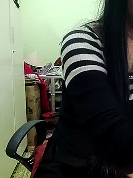 Snapshot of Hangem111 chatting on March 17, 2026, 2:14 am Hangem111 online show from March 17, 2026, 2:14 am