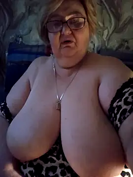 Awn290668 online show from November 12, 2025, 5:44 am