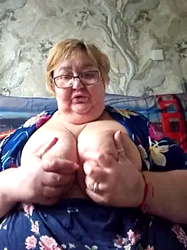 Snapshot of Awn290668 chatting on April 8, 2026, 5:31 am Awn290668 online show from April 8, 2026, 5:31 am