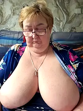 Snapshot of Awn290668 chatting on April 1, 2026, 5:20 am Awn290668 online show from April 1, 2026, 5:20 am