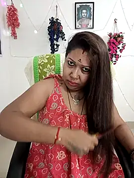 Snapshot of YOUR_LOVELY-40 chatting on March 31, 2026, 12:07 pm YOUR LOVELY-40 online show from March 31, 2026, 12:07 pm