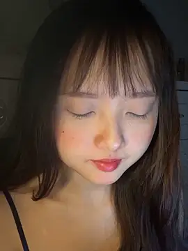 Alice1818 online show from March 12, 2025, 7:36 pm