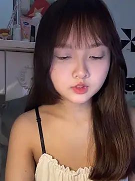 Alice1818 online show from October 29, 2025, 6:45 am