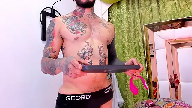 Snapshot of dilan_scootk_ chatting on January 9, 2026, 7:43 pm dilan scootk online show from January 9, 2026, 7:43 pm