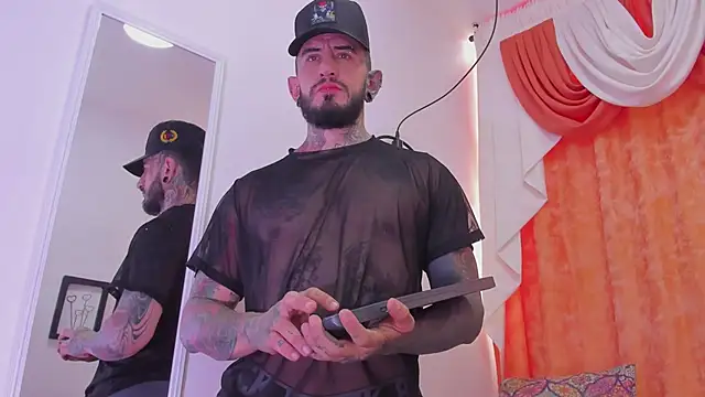 Snapshot of dilan_scootk_ chatting on February 24, 2026, 7:37 pm dilan scootk online show from February 24, 2026, 7:37 pm