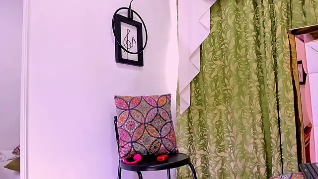 Snapshot of dilan_scootk_ chatting on December 19, 2025, 7:27 pm dilan scootk online show from December 19, 2025, 7:27 pm