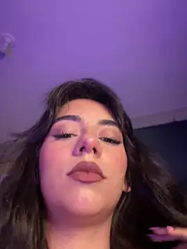 veronicaapink online show from February 28, 2025, 11:12 pm