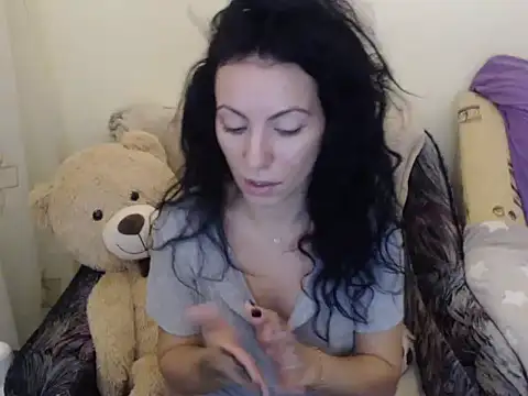 Emmatoo online show from January 7, 2026, 10:42 am