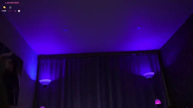 Amely Young online show from March 12, 2025, 8:08 am