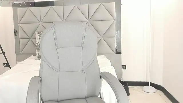 celestica rose online show from March 12, 2026, 10:58 pm