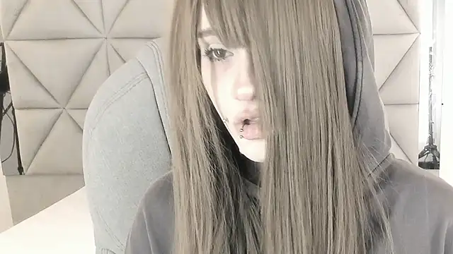 celestica rose online show from April 15, 2026, 10:10 pm