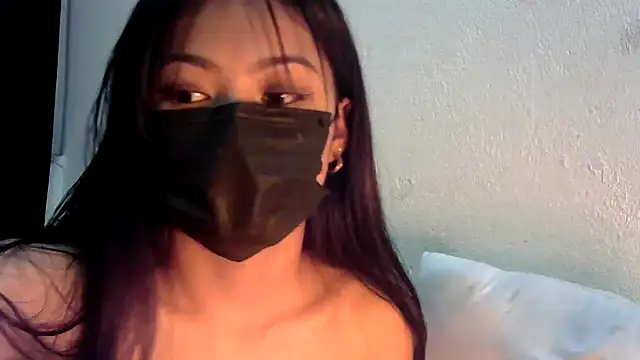 lusty luxmi online show from February 6, 2025, 1:54 pm