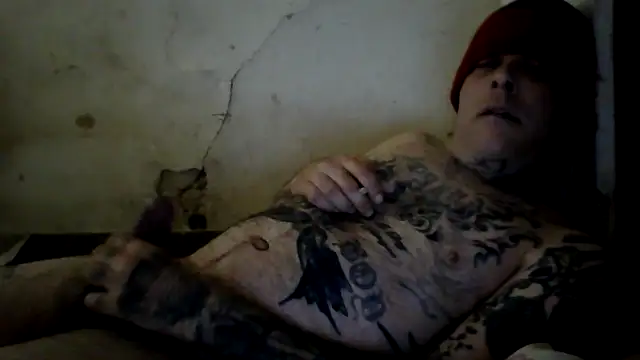 Snapshot of demonsemen1980 chatting on February 13, 2026, 2:39 pm demonsemen1980 online show from February 13, 2026, 2:39 pm