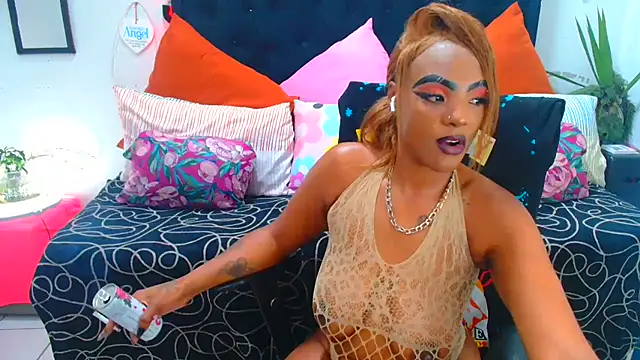 Snapshot of SAVAGExBOO chatting on December 19, 2025, 2:48 am SAVAGExBOO online show from December 19, 2025, 2:48 am