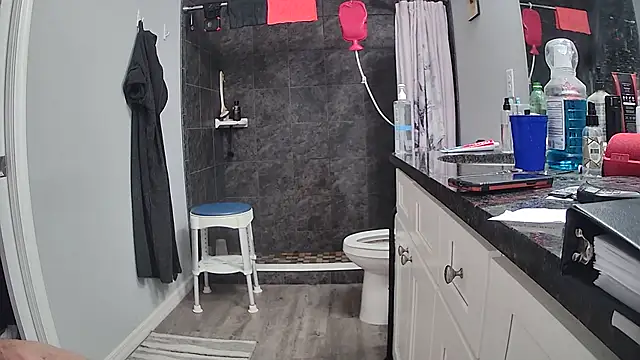 lou63ponce online show from March 3, 2026, 3:08 pm