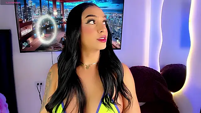 Snapshot of Maryonthemoon chatting on February 10, 2026, 4:44 am Maryonthemoon online show from February 10, 2026, 4:44 am