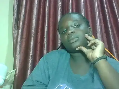 Snapshot of hotebbbyy chatting on December 5, 2025, 5:00 pm hotebbbyy online show from December 5, 2025, 5:00 pm