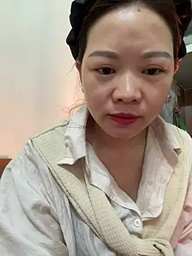 Hellen 111 online show from March 15, 2025, 3:18 am