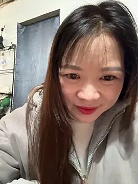 Hellen 111 online show from November 24, 2025, 6:35 am