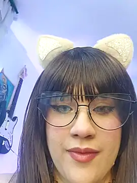 ItsNaiixa online show from February 23, 2025, 6:01 pm