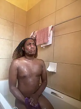 Snapshot of Moorella1 chatting on February 6, 2026, 10:55 am Moorella1 online show from February 6, 2026, 10:55 am