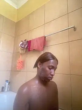 Moorella1 online show from October 22, 2025, 7:41 am