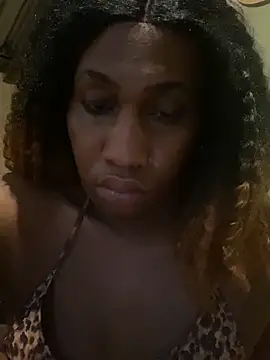 Snapshot of Moorella1 chatting on February 3, 2026, 5:05 am Moorella1 online show from February 3, 2026, 5:05 am