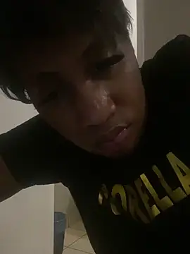 Snapshot of Moorella1 chatting on December 20, 2025, 12:46 am Moorella1 online show from December 20, 2025, 12:46 am