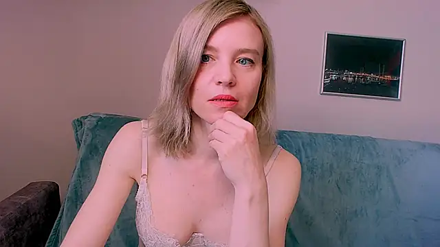 Snapshot of Eva_vagner chatting on April 18, 2026, 3:53 am Eva vagner online show from April 18, 2026, 3:53 am