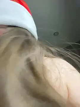 Snapshot of your_toxic_cum chatting on January 2, 2025, 4:13 pm your toxic cum online show from January 2, 2025, 4:13 pm