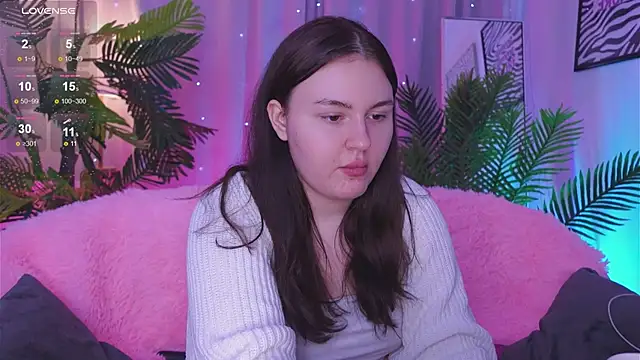 Mia  Peach online show from March 9, 2025, 1:46 am